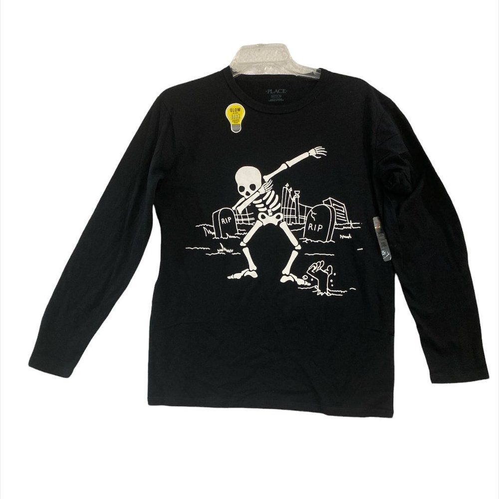 Childrens Place Skeleton Grave Yard Halloween Black T-Shirt Glow In The Dark XXL